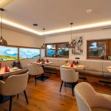 Hotel Garni 4*