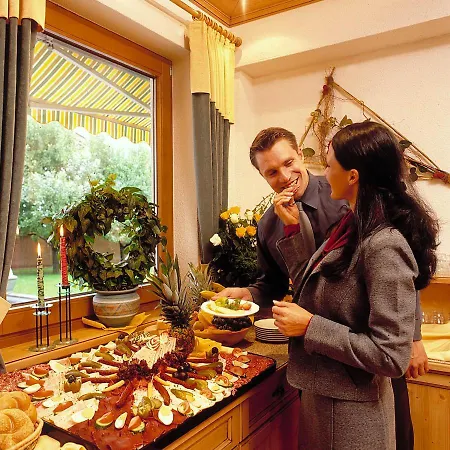 Garni マイヤーホーフェン