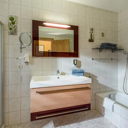 Garni マイヤーホーフェン