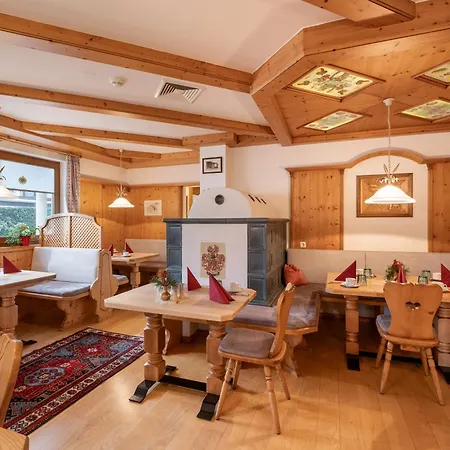 Otel Garni