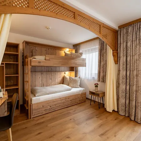 Garni Hotel 4*