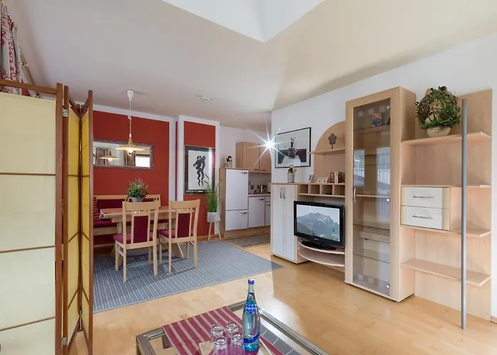 Garni Готель Майргофен